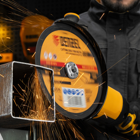 Круг отрезной по металлу, 230 х 2,0 х 22,2 мм, A36TBF, в метал.банке, 5 шт. Denzel