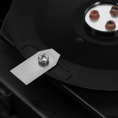 Робот-газонокосилка Grass Master 1000  1000м², 3Ач, 28V, LCD дисплей, Wi-Fi Denzel цена