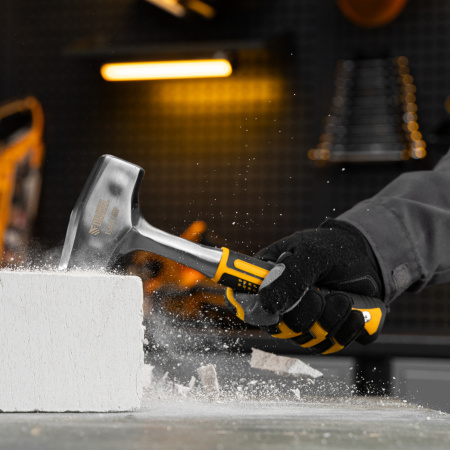 Кувалда 1,5 кг, цельнометаллическая, двухкомпонентная рукоятка Denzel