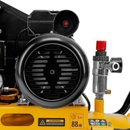 Компрессор воздушный рем. привод BCI 2100/50, 2,1 кВт, 50 литров, 400 л/мин Denzel