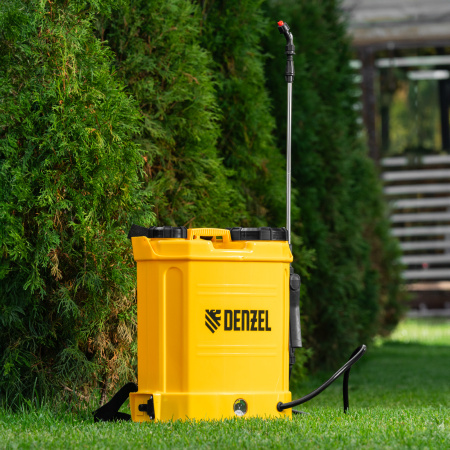 Опрыскиватель ранцевый аккумуляторный D-12LA, 12 л, 12 В, 8 Ач Denzel цена