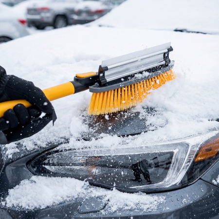Щетка-сметка со скребком, телескоп, поворотная голова, водосгон 950-1320 мм Denzel цена