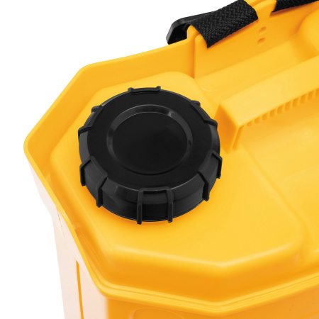 Опрыскиватель ранцевый аккумуляторный D-12LA, 12 л, 12 В, 8 Ач Denzel цена