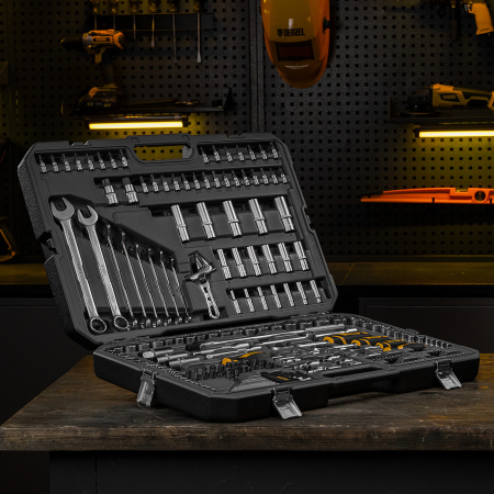 Набор инструментов, 1/2", 1/4", 3/8", CrV, S2, пластиковый кейс, 216 предметов Denzel