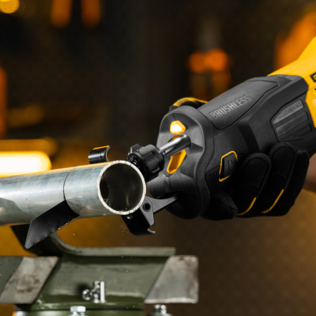 Пила сабельная аккумуляторная бесщет. RS-250, Li-Ion, 20 В Denzel