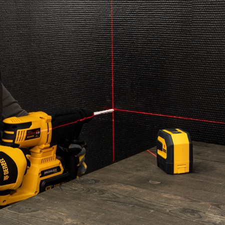 Лазерный уровень LX 02 Red, 20 м, 635 нм, резьба 1/4" Denzel цена