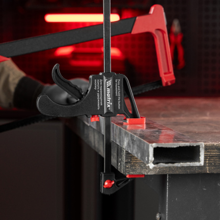 Струбцина универсальная, быстрозажимная, F-образная, 450 х 565 х 45 мм, пластиковый корпус Matrix цена