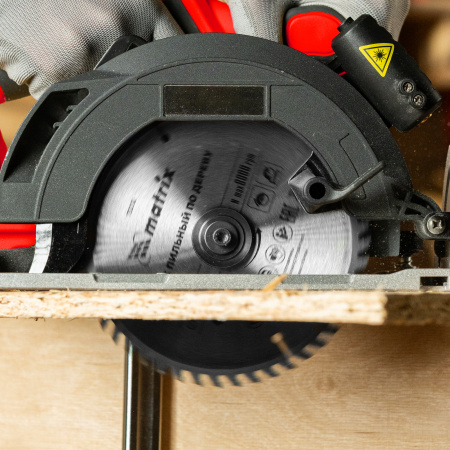 Пильный диск по дереву, 165 х 20 мм, 24 зуба, кольцо 16/20 Matrix Professional