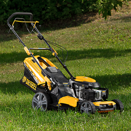 Газонокосилка бензиновая GLD-520SP, 196 куб.см, ширина 52 см, привод, 7 уровней,травосборник 60 л Denzel цена