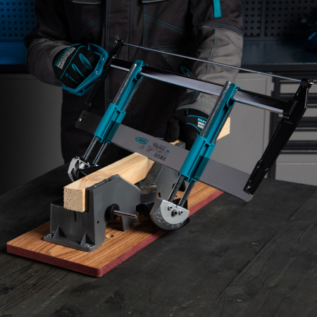 Стусло прецизионное, двухплоскостное, пила 600 мм, две прижимные струбцины, ограничительный упор Gross цена