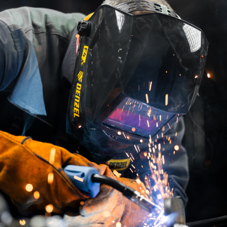 Щиток защитный лицевой (маска сварщика) F4, см. окно 90х35, DIN4/9-13// Denzel цена