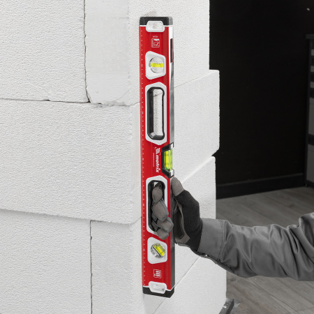 Уровень алюминиевый, магнит, фрезерованный, 3 глазка (1 зеркальный) двухкомпонентные рукоятки, 600 мм Matrix цена