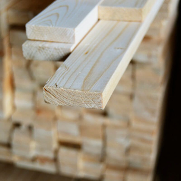 Брусок-рейка строганная сухая 10х40х2000 мм Хвоя