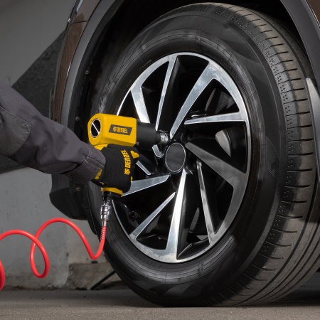 Ударный пневмогайковерт IW1500SP, 1/2", 8800 об/мин, 1490 Нм Denzel цена