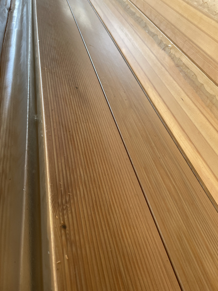 Доска террасная 28х142х3000 Лиственница (Вельвет) Сорт Прима 0.426м2 цена за м2