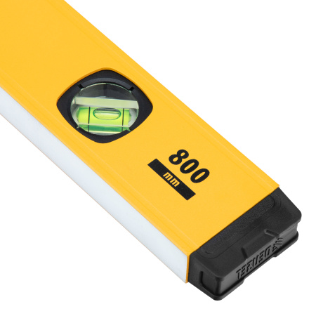 Уровень алюминиевый, магнит, фрезерованный, 3 глазка (1 зеркал.) 0,5 мм/м, 800 мм Denzel цена