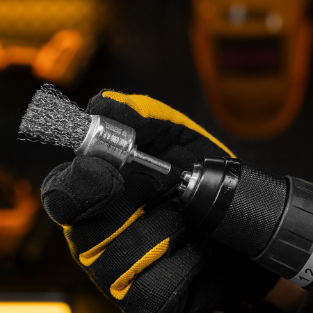 Набор щеток для дрели, 1 Плоская 50мм, 2 Чашки 25-50мм, шпилька, нерж. вит. проволока Denzel