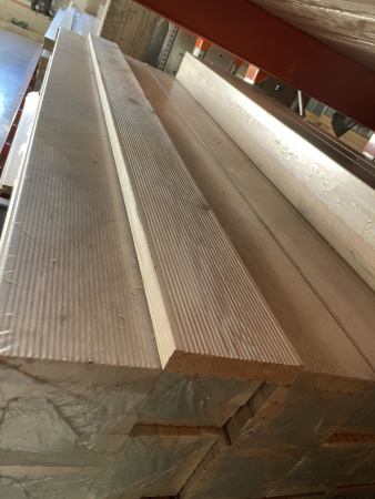 Доска террасная 28х142х3000 Лиственница (Вельвет) Сорт АБ 0.426м2 цена за м2