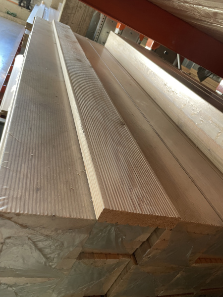 Доска террасная 28х142х3000 Лиственница (Вельвет) Сорт АБ 0.426м2 цена за м2