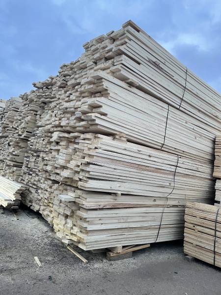 Доска обрезная для опалубки 40х150х6000 мм Осина ТУ