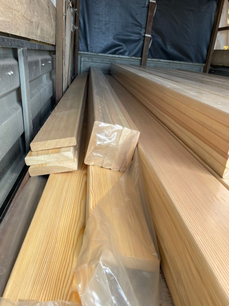 Доска палубная 28х142х4000 мм лиственница сорт Экстра