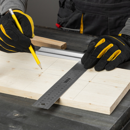 Угольник стальной 300 мм, нержавеющая сталь, градуировка, алюминиевое основание Denzel цена