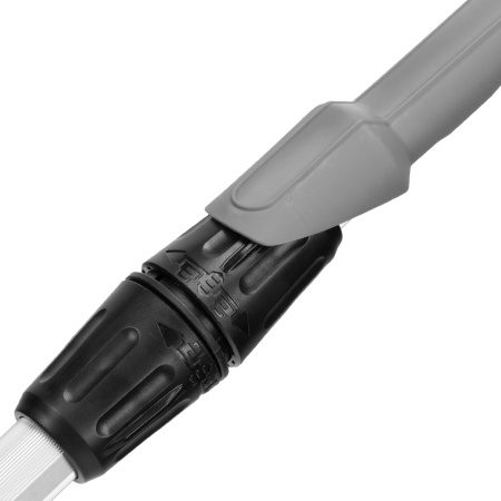 Портативная аккумуляторная газонокосилка CLM-22, Li-ion, 20В, 220 мм // Denzel цена