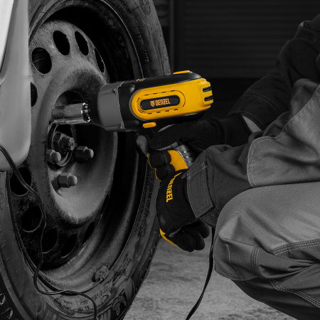 Домкрат электрогидравлический «3 в 1» (1,5 т), 12В, с гайковертом электрическим, в наборе  Denzel цена