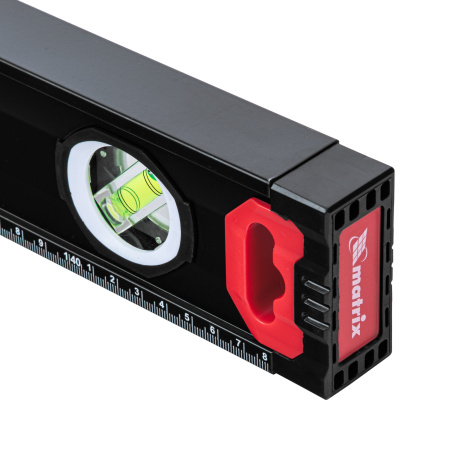 Уровень алюминиевый, усиленный, фрезерованный, 3 глазка, двухкомпонентные рукоятки, 1500 мм Matrix цена