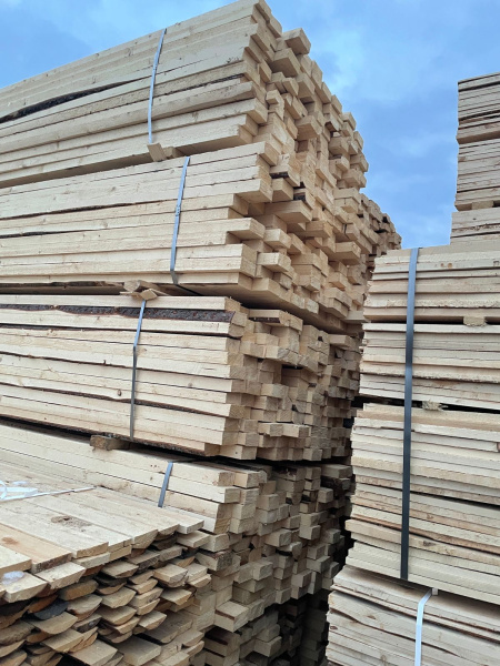 Доска обрезная 1-2 Сорт 50х100х3000 мм Хвоя