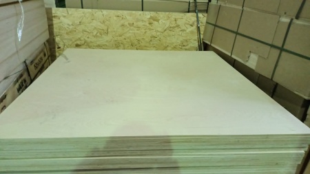 Фанера ФК шлифованная 18 мм 1525х1525 сорт 4/4