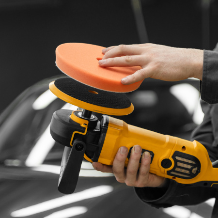 Машина полировальная CP-180, 1400 Вт, 180 мм, 0-3000 об/мин Denzel цена