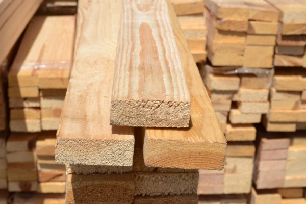 Брусок обрезной естественной влажности 25х50х3000 мм