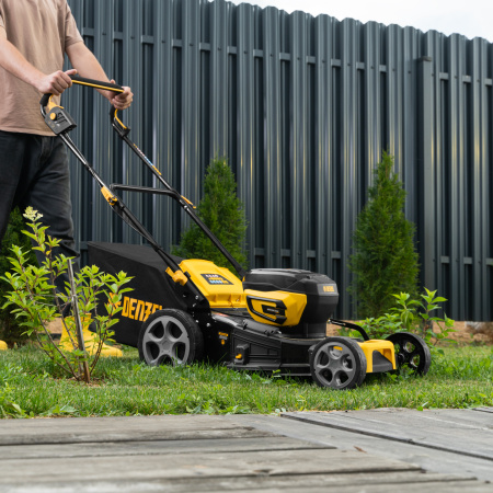 Газонокосилка аккумуляторная бесщет. DLM-460, 460 мм, травосб. 65 л., Li-Ion, 40 В Denzel цена