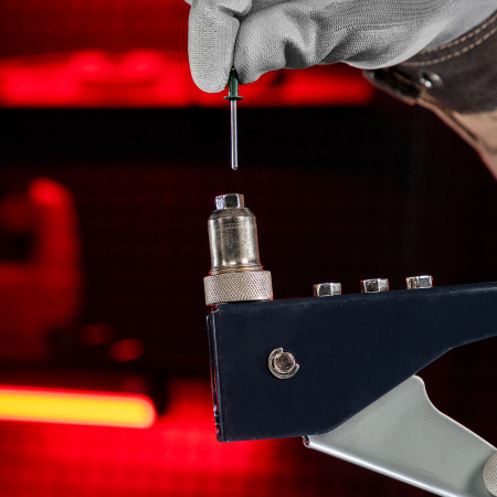 Заклепки 4.0 х 10 мм RAL 6005, темно-зеленые, 50 шт Matrix цена