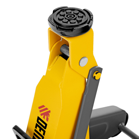 Домкрат гидравлический подкатной, 2 т, 135-385 мм Denzel цена