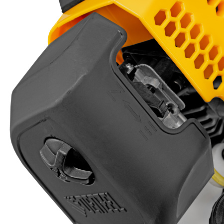 Триммер бензиновый DGT 430S, 43 см3, 2.5 л. с, разъемная штанга, состоит из 2 частей Denzel цена