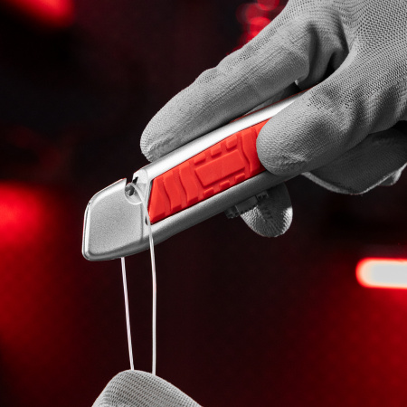 Нож, 19 мм, выдвижное трапециевидное лезвие, отделение для лезвий, метал. корпус Matrix