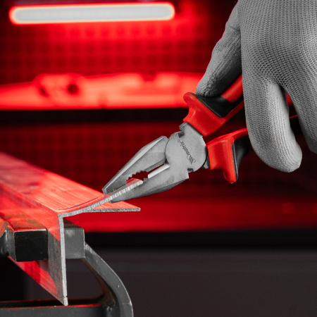 Плоскогубцы Nickel, 180 мм, никелированные, двухкомпонентные рукоятки Matrix