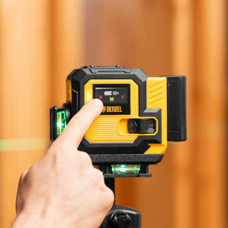 Лазерный уровень мультипризменный DLV-360-3T, 30 м, зеленый луч, Li-Ion 2,4 Aч, штатив // Denzel цена