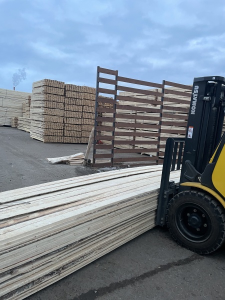 Доска обрезная для опалубки 25х100х6000 мм 1-2 сорт Хвоя