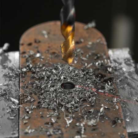 Станок сверлильный DDM-350L, 350 Вт, 13 мм, 5 ск., лазер, настольный Denzel