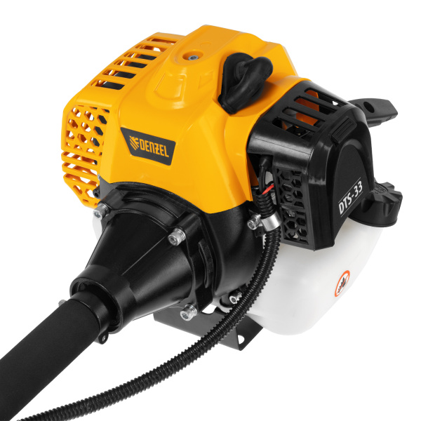 Триммер бензиновый DTS-33, 33 см3, неразъемная штанга, состоит из 2 частей Denzel цена