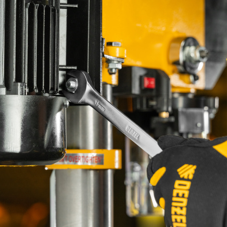 Ключ комбинированный трещоточный, 15 мм, CrV, матовый хром Denzel