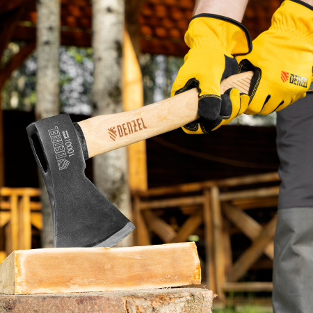 Топор, 1000 г, кованый, буковое топорище Denzel цена