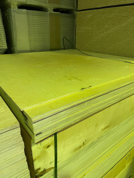 Фанера влагостойкая ФСФ 15 мм 1525х3050 сорт 4/4