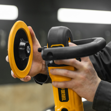 Машина полировальная CP-180, 1400 Вт, 180 мм, 0-3000 об/мин Denzel цена