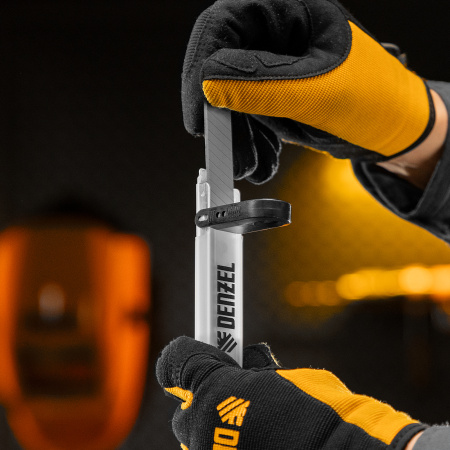 Лезвия, 18 мм, сталь SK5 - 0,5 мм, многосегментные, 10 штук Denzel