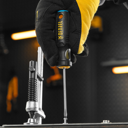 Отвертка, SL3х75 мм, S2, 3к рукоятка Denzel