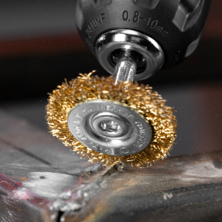 Щетка для дрели, 40 мм, плоская со шпилькой, латунированная витая проволока Matrix